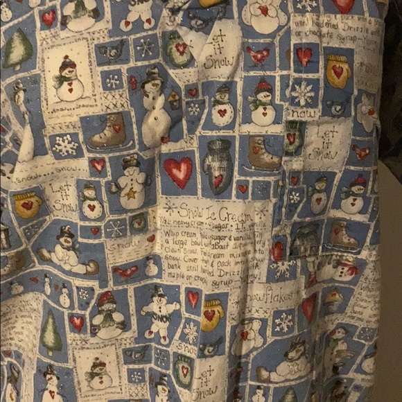 ⛄️ Glitter⛄️ snowman ⛄️ scrub top - Picture 2 of 2